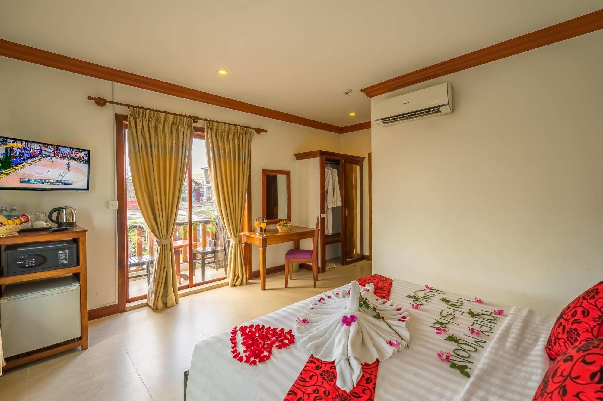 סיאם ריפ Kingfisher Angkor Hotel מראה חיצוני תמונה